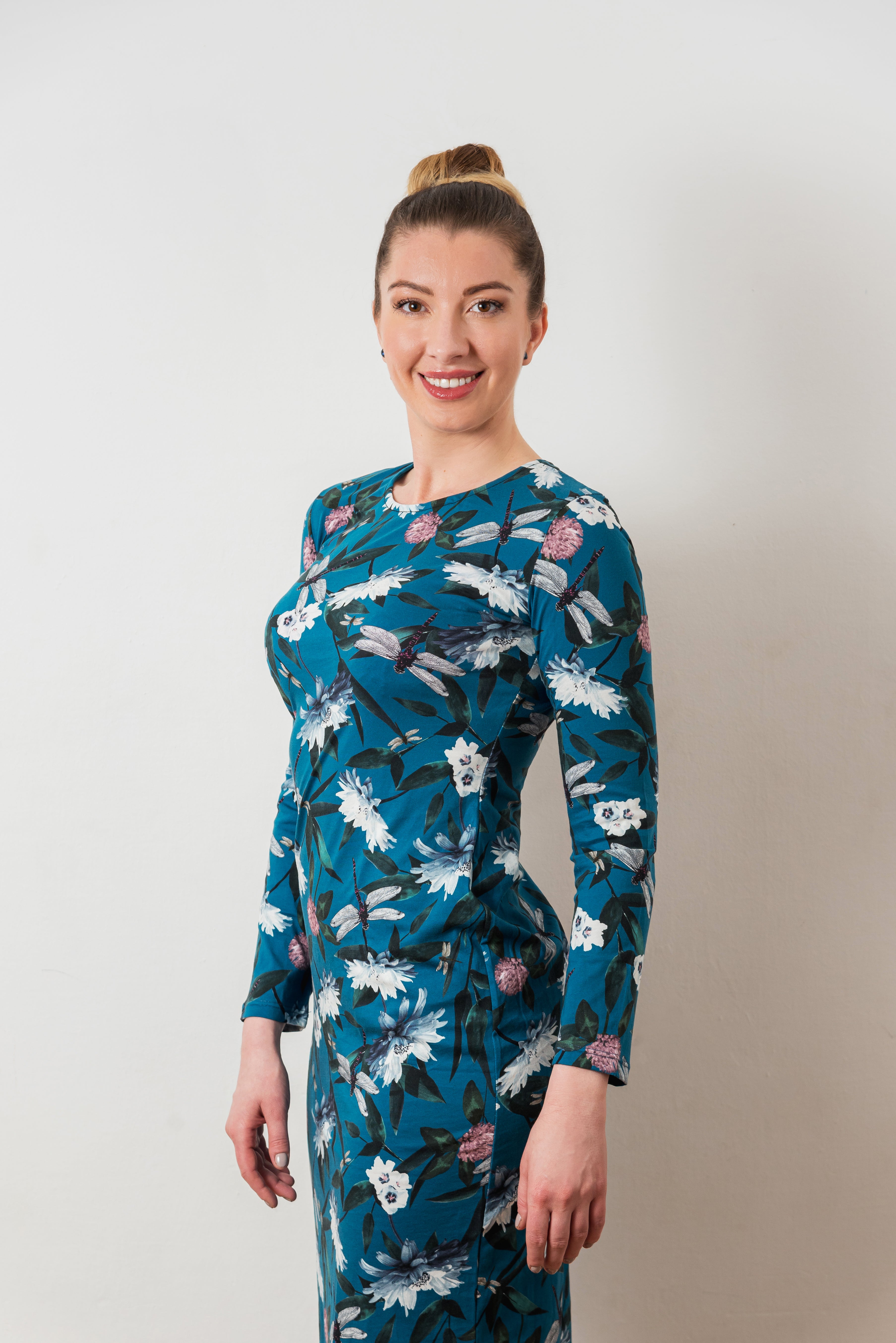 New! Flower and dragonfly print bodycon dress